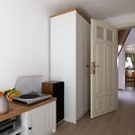 Cherry House - Cosy House - Ideal For Bear Watching, In The Neighborhood Of The Medieval Sneznik Castle Semesterbostad Stari Trg pri Lozu