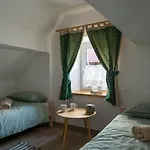 Semesterbostad Cherry House - Cosy House - Ideal For Bear Watching, In The Neighborhood Of The Medieval Sneznik Castle Stari Trg pri Lozu