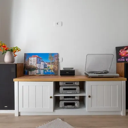 Cherry House - Cosy House - Ideal For Bear Watching, In The Neighborhood Of The Medieval Sneznik Castle Σπίτι διακοπών *